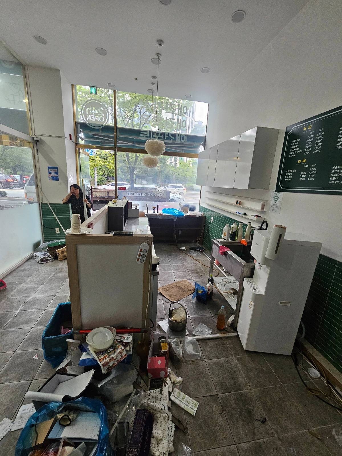 1층상가 철거 시공 전 사진