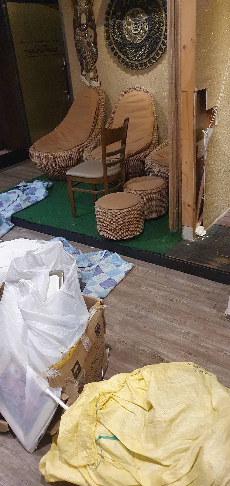 태국마사지샵 폐기물 처리 시공 전 사진